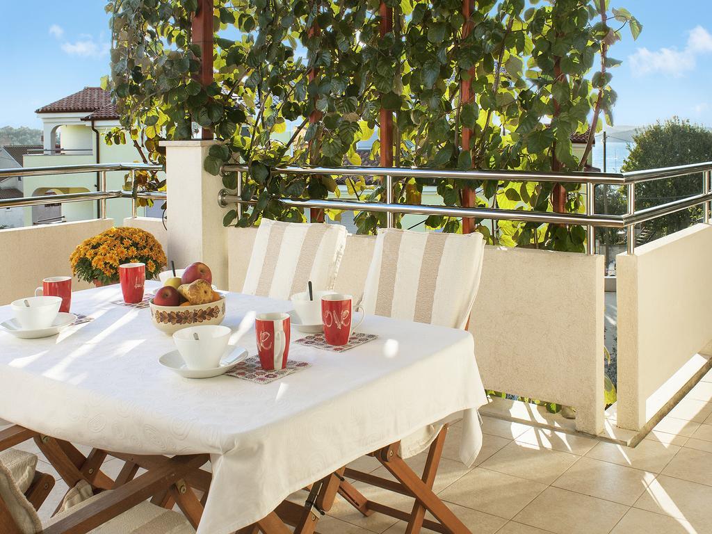 Apartments Ceja Near Sea Medulin Dış mekan fotoğraf