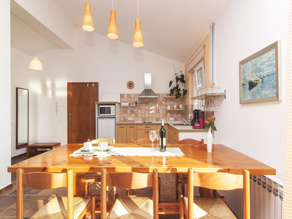 Apartments Ceja Near Sea Medulin Dış mekan fotoğraf